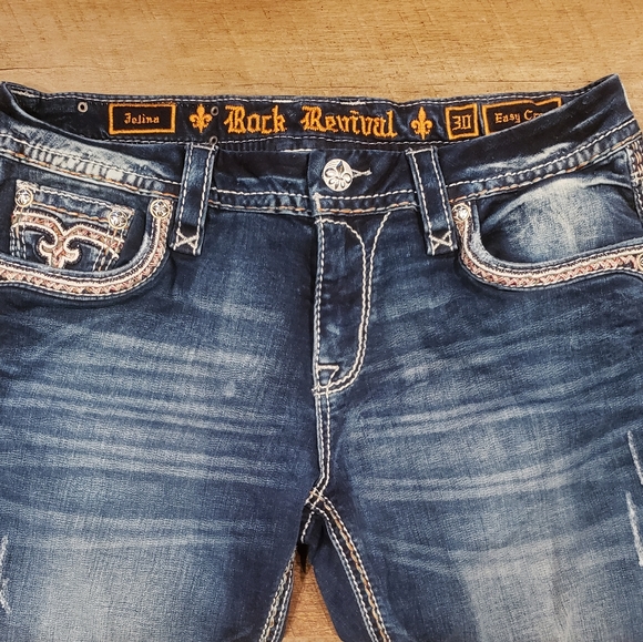 Rock Revival Jelina easy crop jean NWOT